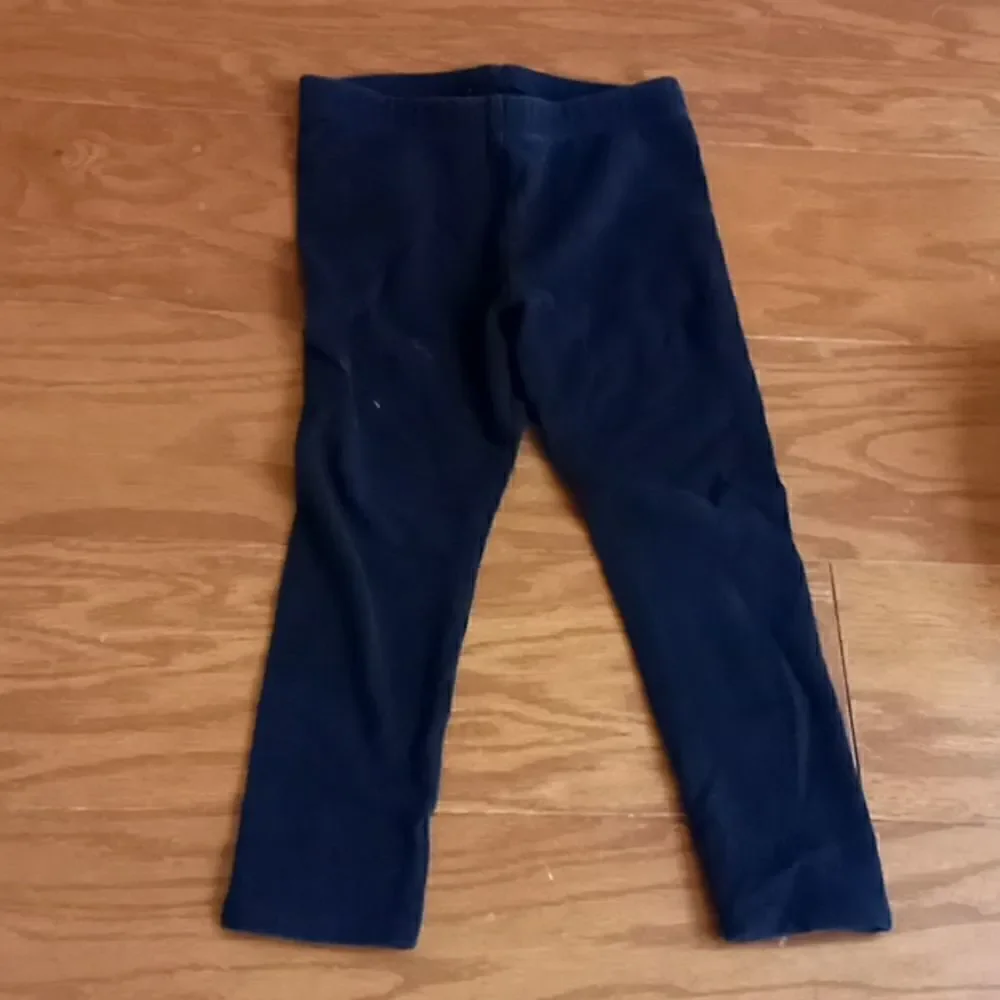 Cat and Jack black leggings size 3T